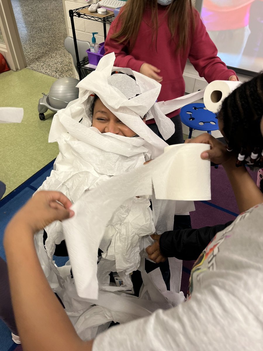 When our <a href="/PtPleasantAACPS/">PtPleasantAACPS</a>  1st grade Panthers reach and exceed our Boosterthon goal and understand collective effort, we celebrate 🥳! #fortheloveoffirstgrade