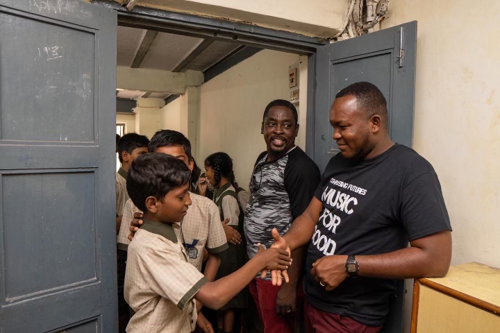 Music Heals Int. tweet media