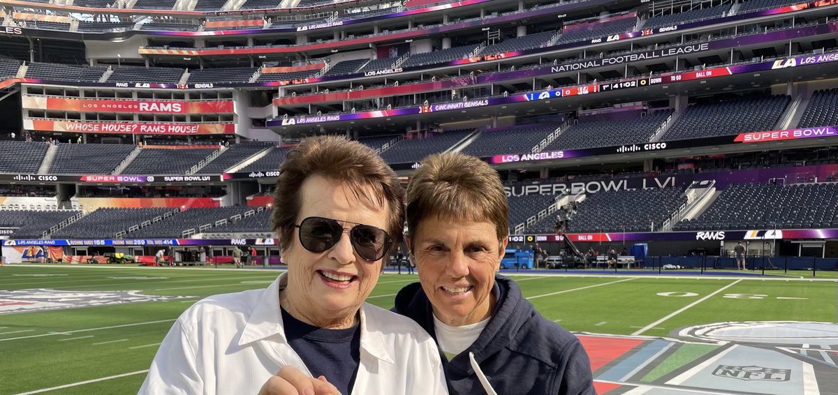 So excited and privileged to announce that I will be an Honorary Coin Toss Captain at the #SuperBowl on Sunday. 

More here: bit.ly/3rGllCM.

#SBLVI