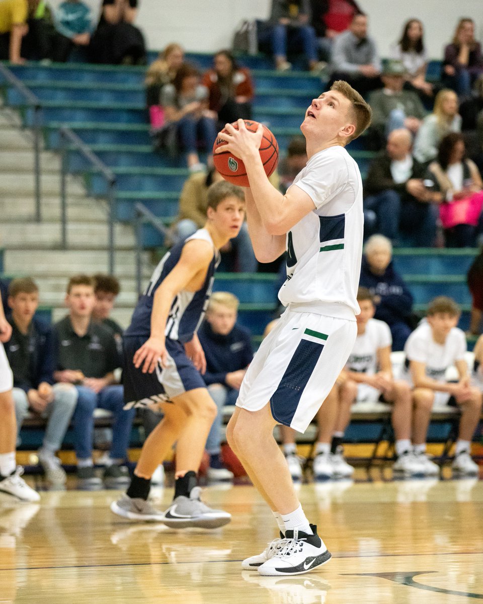 From the archives...
The seniors when they were wee lads (freshmen and sophomores.) Do they look any different?