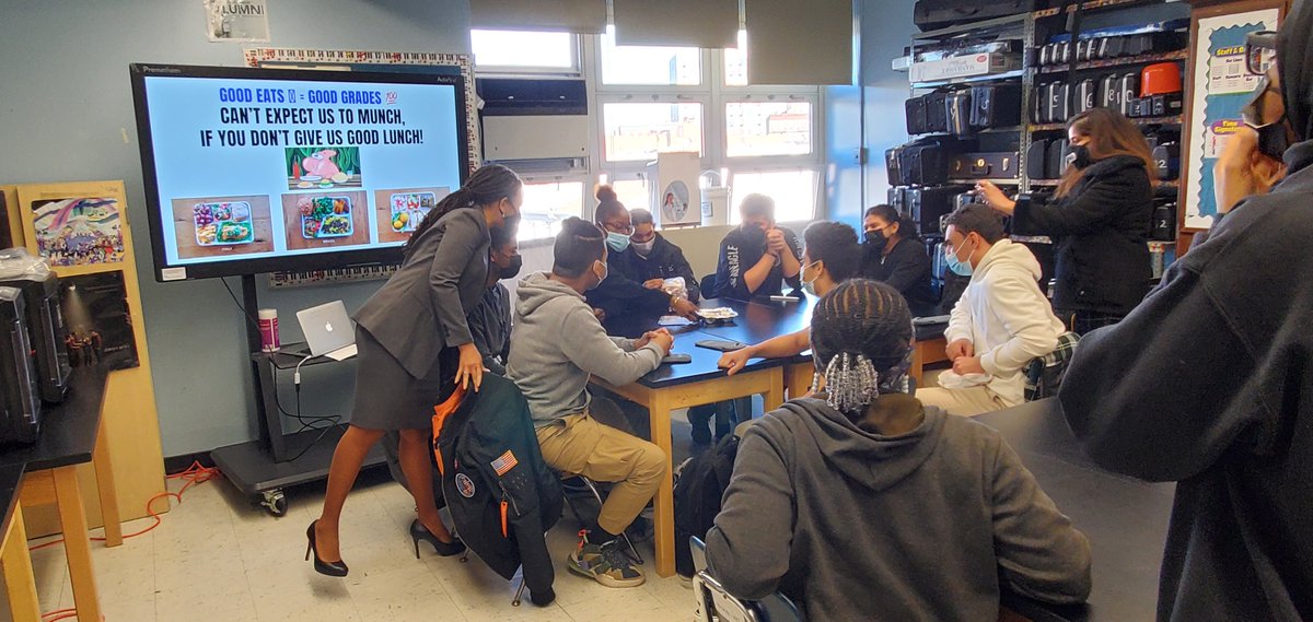 Our young scholars <a href="/BronxLatin/">Bronx Latin School</a> are concerned about school lunches.  They shared those concerns with Deputy Mayor Wright along with an example... You will hear more about it during our community conversations! #NYCYouthSpeaks <a href="/nycspeaks2022/">NYC Speaks</a> <a href="/Civics_For_All/">Jenna Ryall</a>