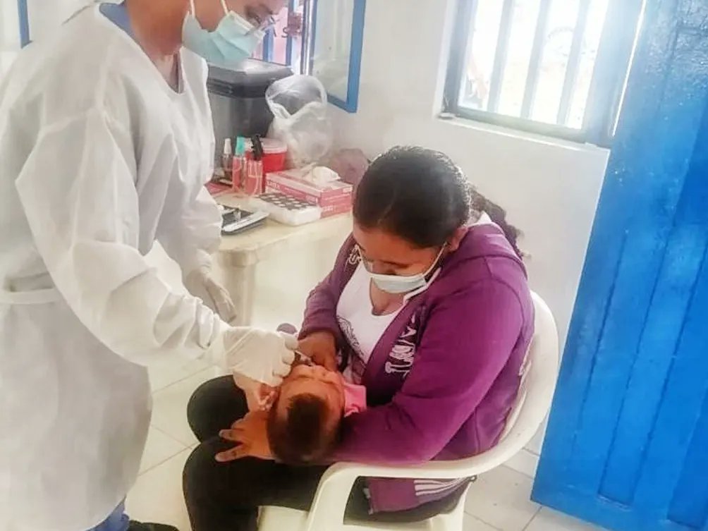 RSCasanare's tweet photo. #BrigadaEnSaludExtramural👩🏻‍⚕️ ||Avanza tercer día de Brigada en el Corregimiento, Montañas del Totumo, del Municipio de Paz de Ariporo en atención de:

✅ Enfermería👩‍⚕️
✅ Medicina🫁
✅ Higiene Oral🦷
✅ Vacunación Covid-19  y Esquema https://t.co/McO4FKyCFq