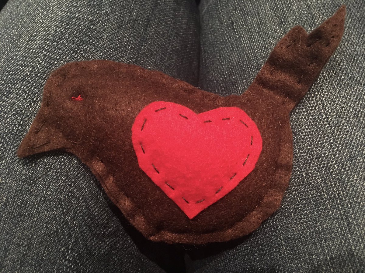 Woo hoo! #craft night <a href="/WomensInstitute/">Women's Institute</a> #bedfont #robin