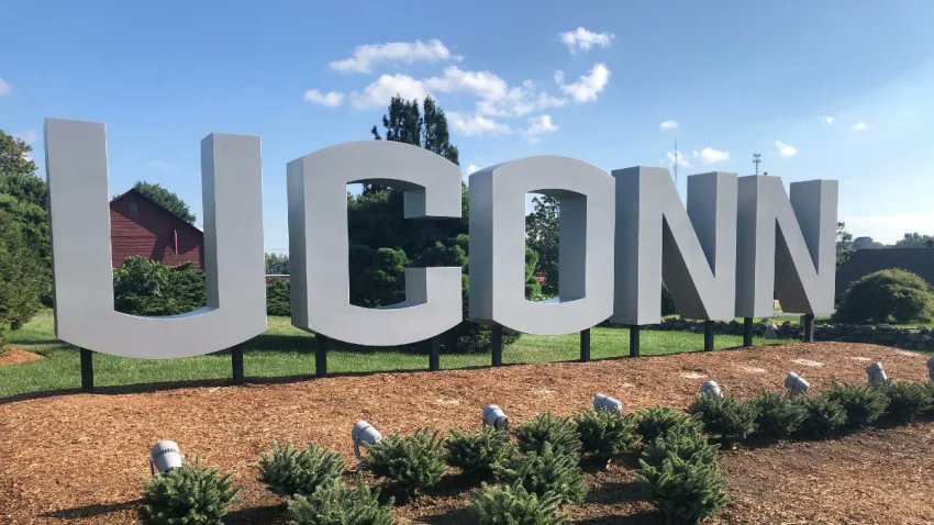 Join our team at UConn!  We've opened a TT faculty position in Soil Health &amp; Soil Microbiology at the asst level w/ 60R:40T.  We are a collegial faculty looking to grow our programs, w/ several new hires and teaching focused on experiential learning. academicjobsonline.org/ajo/jobs/21149