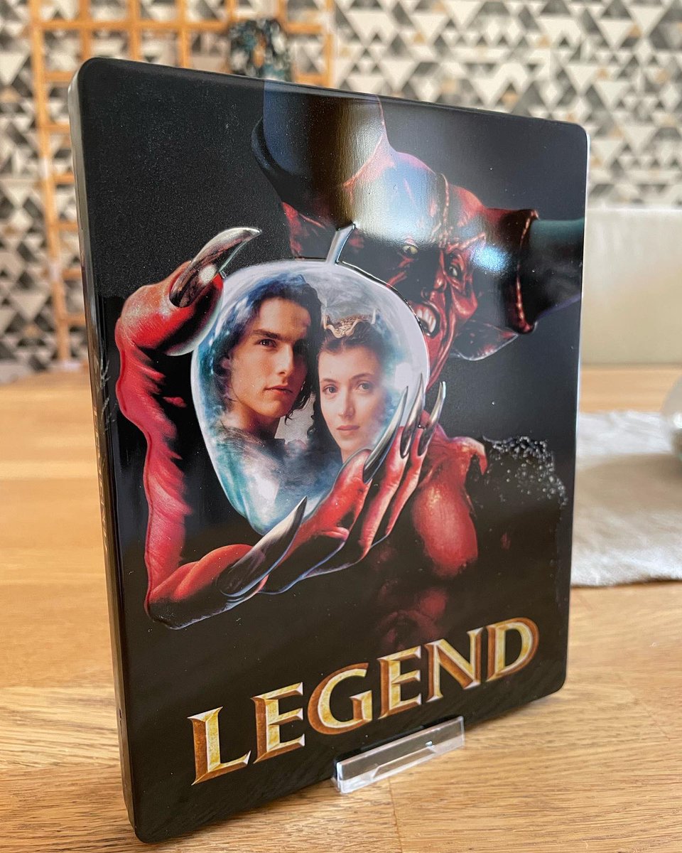 Grve27's tweet photo. Assez sympa également ce métal pack les amis #legend #bluray #metalpack 😍😍 https://t.co/oKgpqENDx3