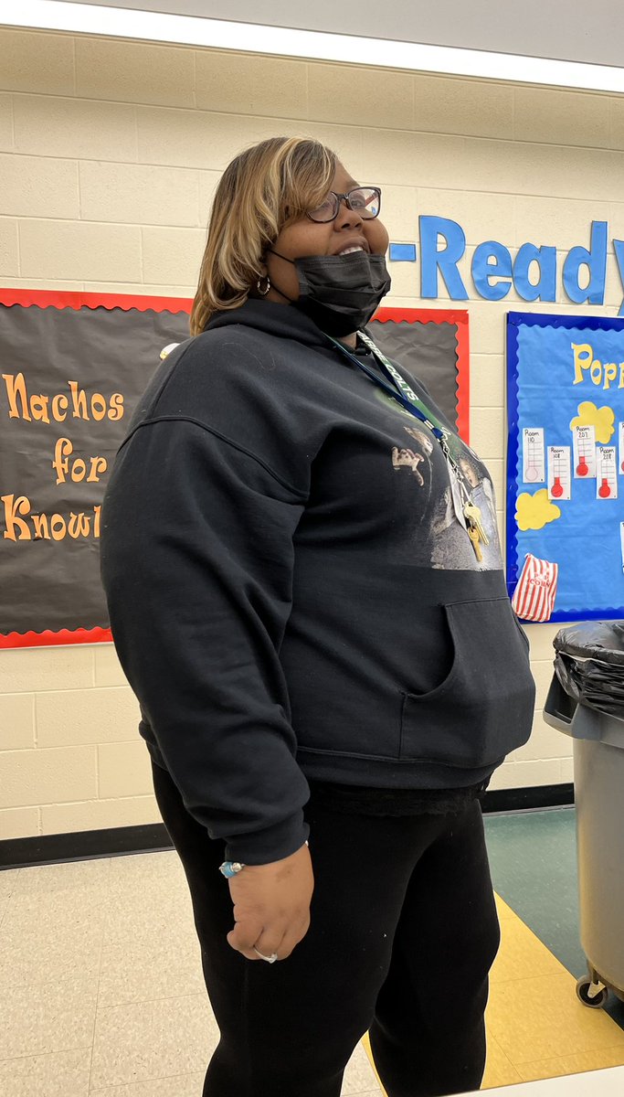 adriannals2's tweet photo. @romules_ We have the best Counslor ever here at Navarre!! Ms. Holmes!! She goes above and beyond for our students and staff!!! Go Colt!!!! @TPSProud https://t.co/XB9sVLuELf