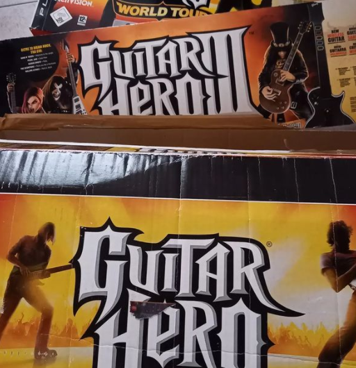 assasinvit's tweet photo. Ребя, прилетел главный #подарок🥳 я на #выходные

#guitar #guitarhero #guitarheroworldtour #деньрождения #ps #ps3 #legend #weekend #friday #вечерпятницы #пятница #скоровыходные https://t.co/jRwFjmY93h