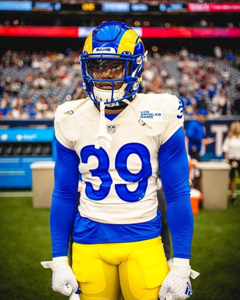 DID YOU KNOW: DuVal High School grad Antoine Brooks Jr. will compete this weekend in #SuperBowlLVI for the Los Angeles Rams? Cheering for our alum and #PGCPSProud! 🏈