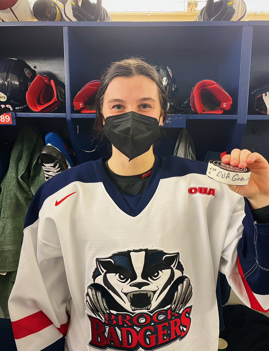 FIRST OUA GOAL ALERT 🚨

<a href="/CormierCatriona/">Catriona Cormier</a> scored her FIRST OUA GOAL in the second period against <a href="/WesternWHKY/">Western W Hockey</a> last night! 

Congratulations Catriona, here’s to many more! 🐾

#WeAreBadgers
