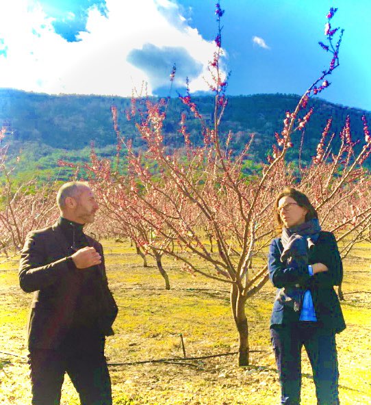 Accueil de Madame la Ministre Amelie de Montchalin, qui a chaleureusement félicité et encouragé l’Abricot des Baronnies !
Merci beaucoup pour cette fructueuse rencontre !

<a href="/AdeMontchalin/">Amélie de Montchalin</a> 
<a href="/CdLavergne/">Célia de Lavergne</a> 
<a href="/ChambagriFrance/">Chambres d'agriculture France</a> 
<a href="/auvergnerhalpes/">Auvergne-Rhône-Alpes</a> 
@La_drome 
<a href="/pnr_baronnies/">BaronniesProvençales</a> 
@Lea26200