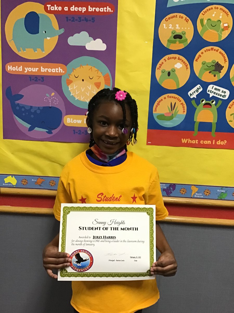 MrHull_SH's tweet photo. January #studentsofthemonth celebration. Some incredible students from @sunnyheightsele right here. You all make us so proud. #OURheights @msdwarren https://t.co/RJf9qppmjA