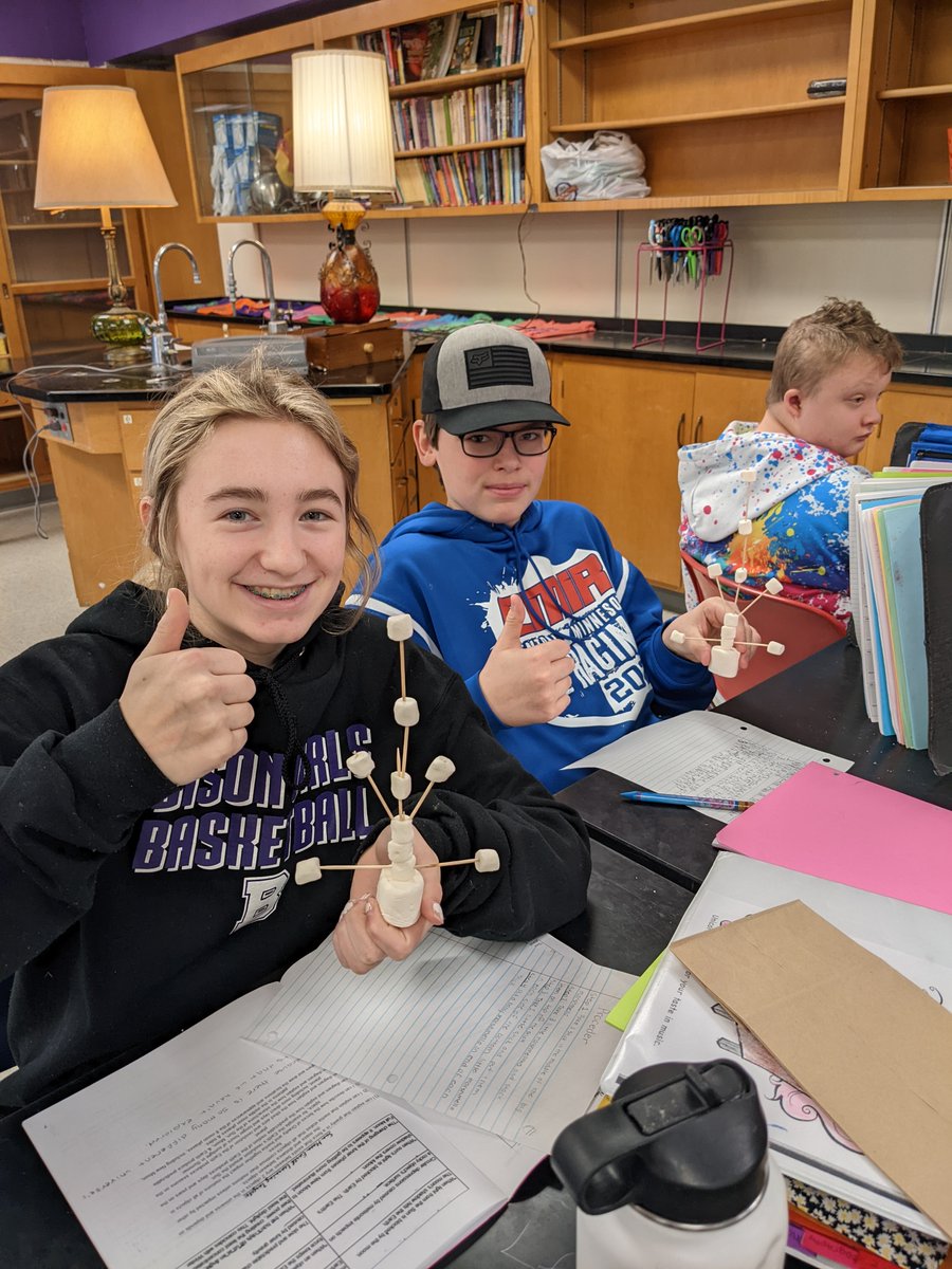 BCMSBison's tweet photo. To help their students practice adding high levels of details, 8th grade science teachers asked their students create "Marshmallow Martians". 1st they wrote step by step directions for how to create it. Then they hid the original &amp; had a classmate try to recreate their martian. https://t.co/onsRw40Z5o