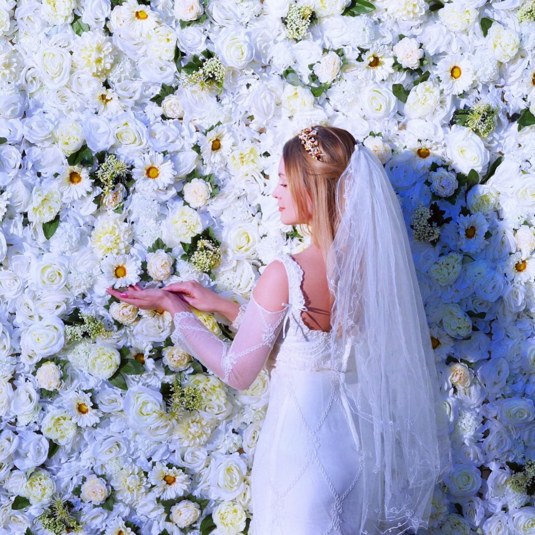 ⭐NEW EXHIBITOR SPOTLIGHT⭐
Pretty Picture Company🌸 will be at our Wedding Fair at <a href="/BeamishHall/">Beamish Hall</a> on Sunday 13th Feb, with their amazing flower walls, arches and bouquets and a Wedding Swing! 
For tickets - go2.weddingfairsnortheast.com/beamish-hall-t…
#wedding #weddingflowers #flowerwalls #decor