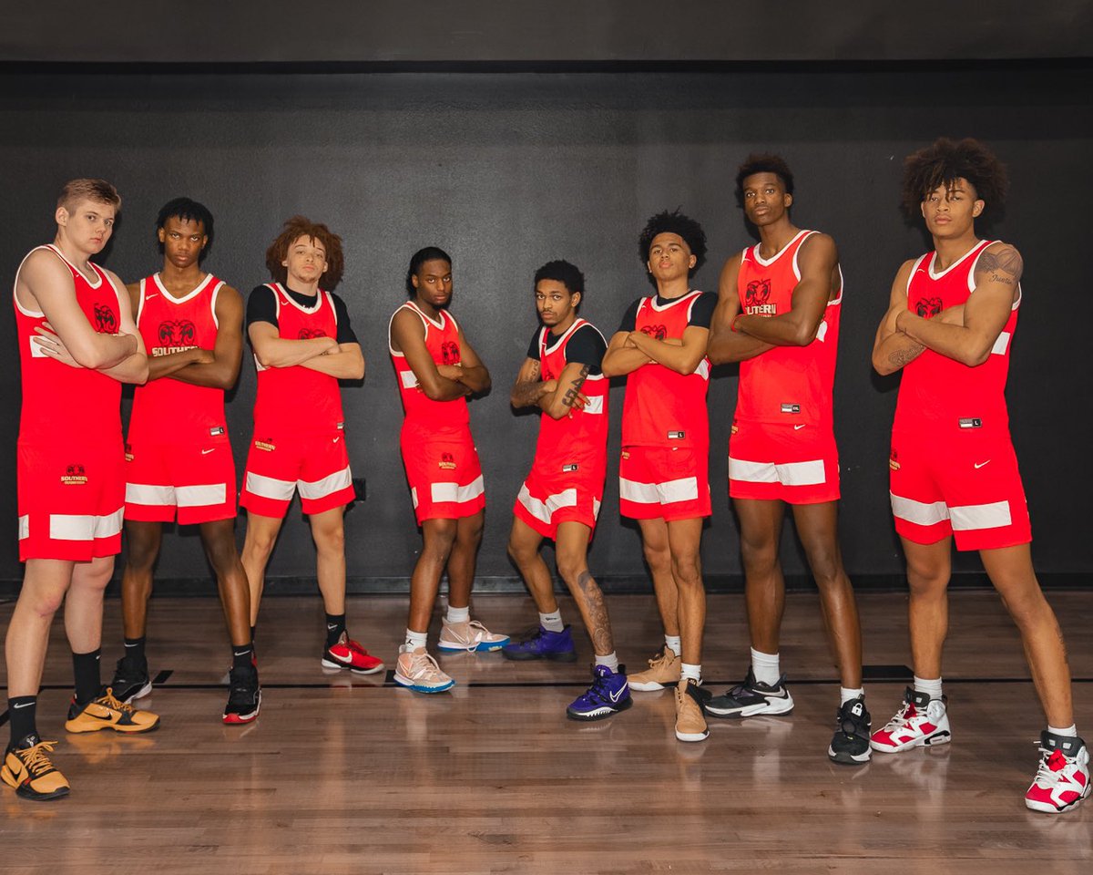 Julius V. tweet media