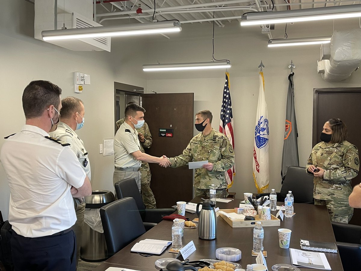 Army_Cyber_CoE's tweet photo. Great #FridayMorning meeting w/BG de Montenon and team from France’s Cyber Command #COMCYBER! Look forward to strengthening our #partnership as we develop the institutional foundation necessary to enhance operations. @ARCYBER @PaulFunk2 @TradocDCG @ArmyChiefCyber @Signal_School https://t.co/Op7TTse7Ol