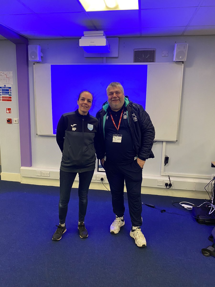 Fantastic to welcome Chris Simmonds @Toffer73 Head of Education, Training and Development from @NFFC_Education to the Academy today. 
Thank you for sharing your degree programme with our students. A great higher education opportunity and it definitely sparked their interest!!