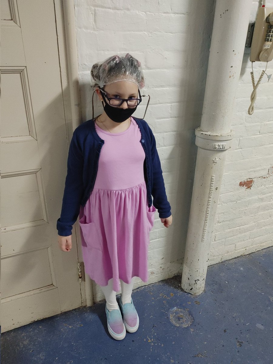MrsASterling1's tweet photo. Watson 🦅's 100days of school...future me 100yrs #100daysofschool @frps_Watson @FRPSsupt https://t.co/gSbn9cam9J