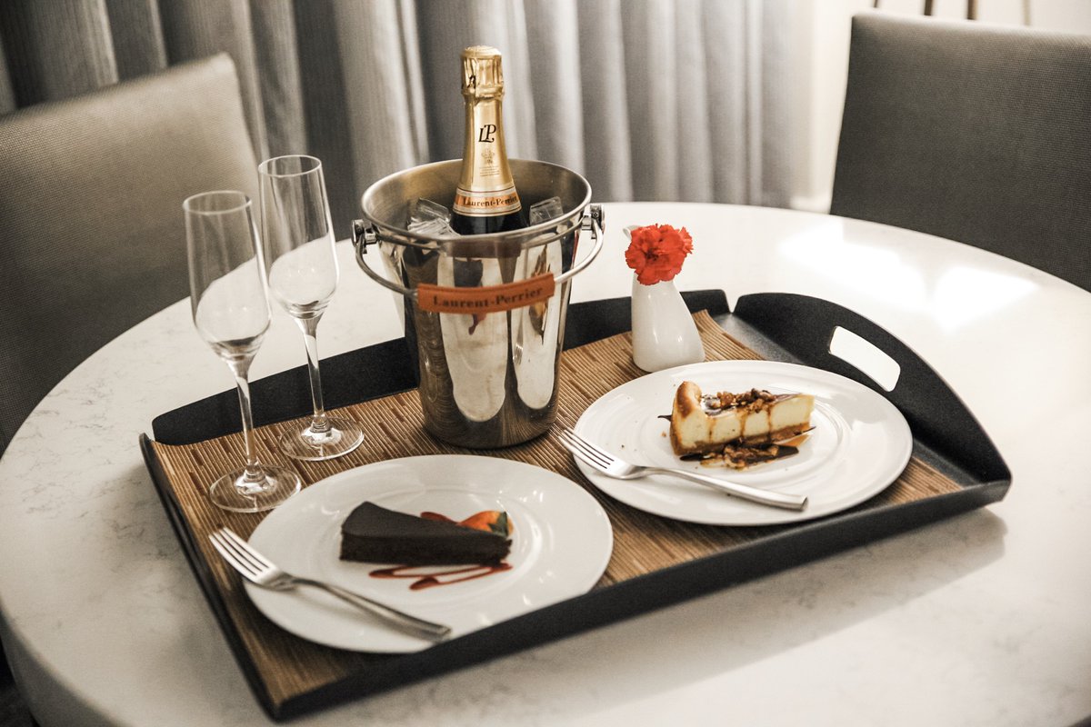 SheratonBloomMn's tweet photo. Plan a Valentine's Weekend to remember and book your staycation now.

Book your stay: https://t.co/H6eHx8ki8j https://t.co/F0Soisw6HG