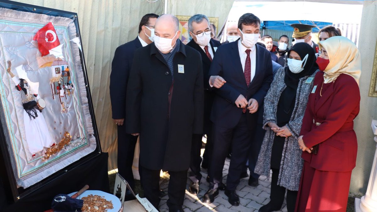 mebhbogm's tweet photo. @TCkahramanmaras Valisi 
Ömer Faruk Coşkun, Genel Müdürümüz Sabahattin Dülger, @buyuksehirkm Hayrettin Güngör ve vatandaşların katılımıyla Kahramanmaraş Olgunlaşma Enstitüsü tarafından hazırlanan “Kırk Yamada Kırk Maraş” sergi açılışı gerçekleştirildi.

📌https://t.co/xychyilXxt https://t.co/3hZElEcP89