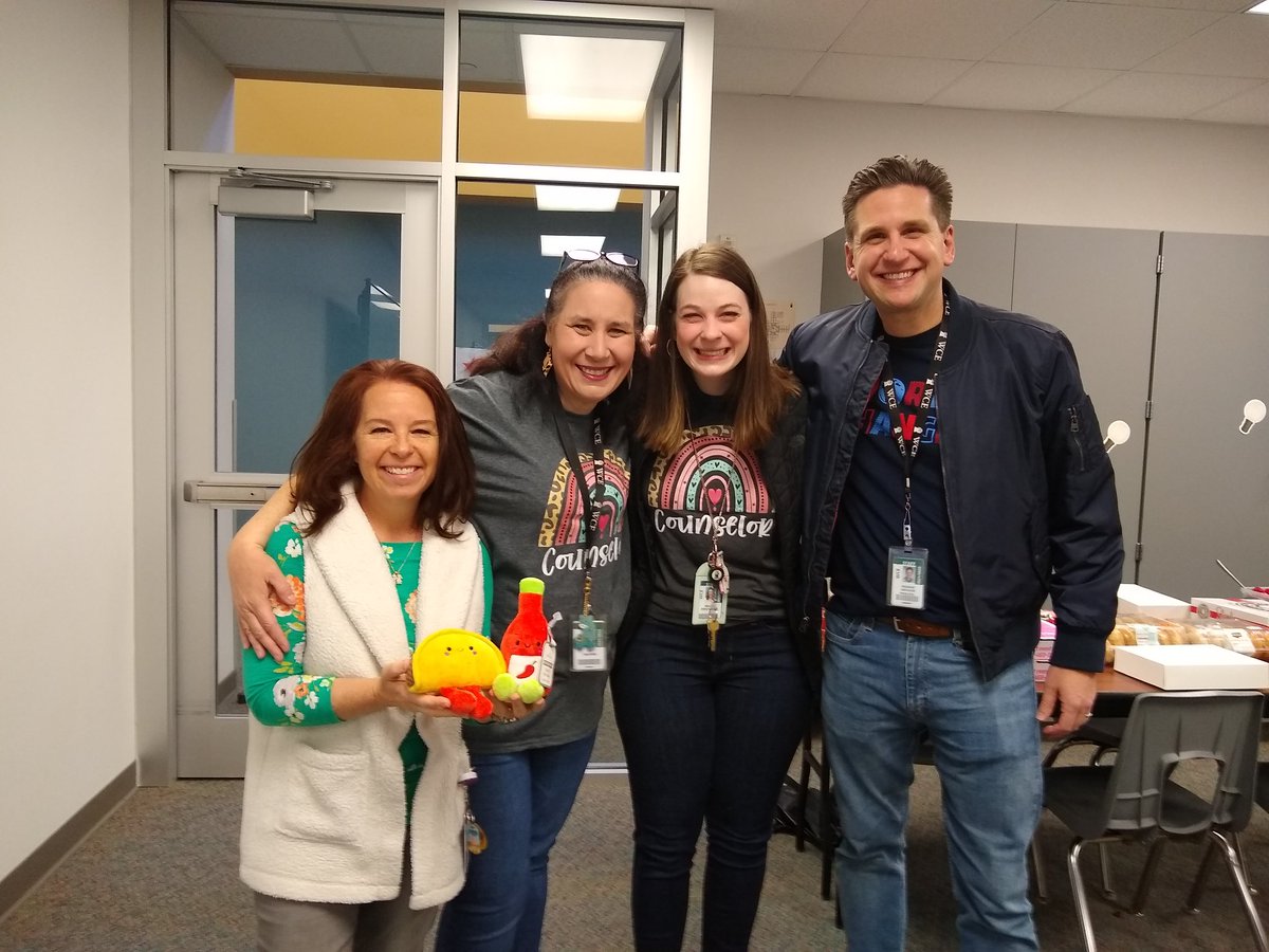 Look who got to visit Woodcreek today, Stephens Taco and Hot Sauce!  #KatySisterSchools #wcerangers #StallionsDeserveIt #BetterTogetherStallionsandRangers