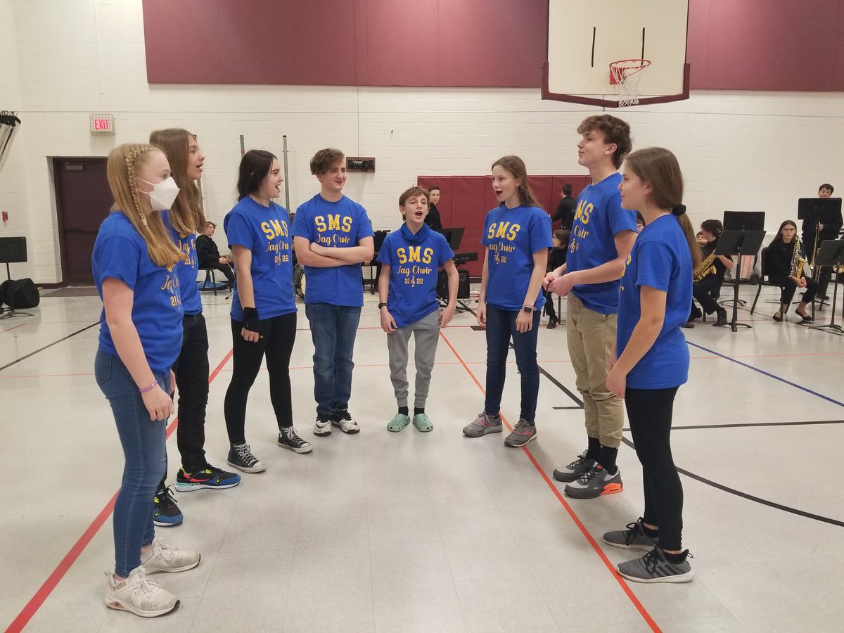 Enjoying our time with the 5th graders of <a href="/hodgefoxc6/">Hawks</a> <a href="/RetrieverPride/">Simpson Elementary</a> and <a href="/seckmanES/">Seckman Elementary</a> 
#JazzBand
#JagChoir