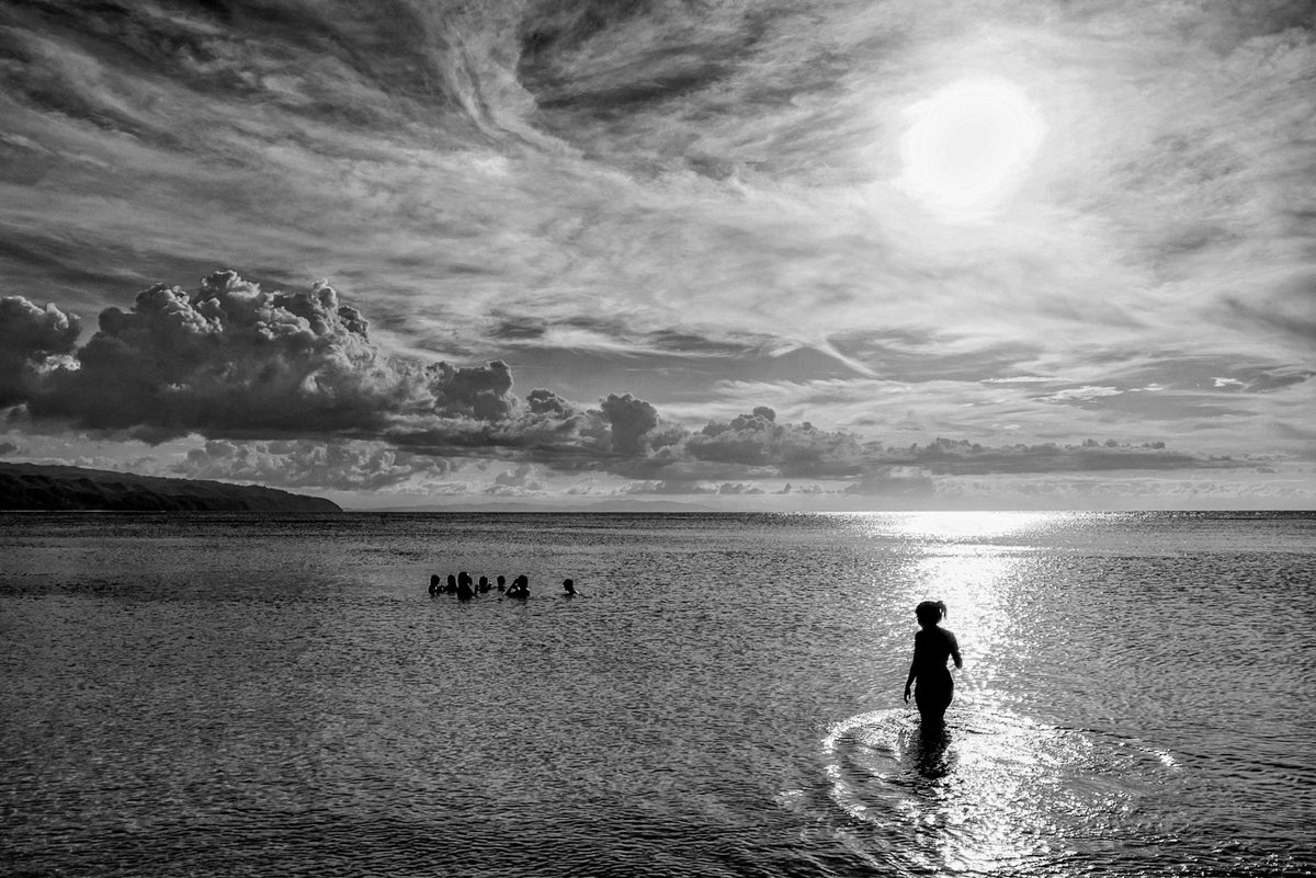 PhotoPlaceVT's tweet photo. "Hint of Light" © Ronaldo Pichardo
from the exhibit The Magic Of Light. To view all the selected images please follow the link.
https://t.co/g10JZxuvEV
#themagicoflight #photoplacegallery #fineartphotography #photogallery #bwphoto #hintoflight #summerdays https://t.co/ioaqoPYS9w