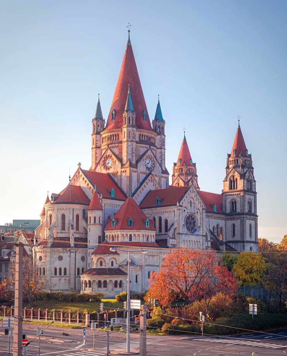TripscoutApp's tweet photo. St. Francis of Assisi Church, Viena, Austria 🇦🇹
📸: romanpixs | IG https://t.co/BlJjuLWL0Y