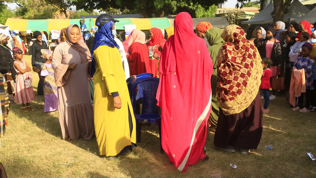 mega_bazaar2022's tweet photo. Musical chair competition for the mama's at the previous bazaar💃💃💃 and @miss_Surayyah__ won the prize.
We told you right? It's not just about buying and selling, it's a stress-relieving event where we make money and shake of that stress.

#competition
#megabazaar2022 https://t.co/HJQcLHadeE