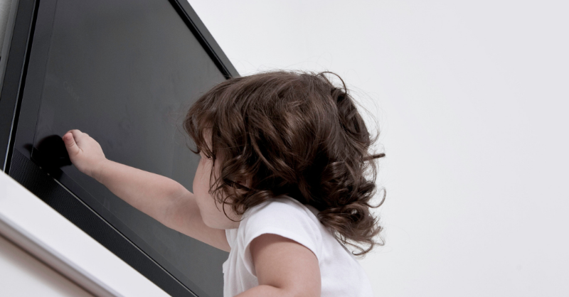 UHRainbowBabies's tweet photo. A TV toppling over onto a child might seem unlikely, but it does happen & can cause serious injury. Keep kids safe during Sunday's game & anchor the TV to the wall. It’s just as important as using the right car seat and keeping medications up and out of reach. #ThisIsRainbow