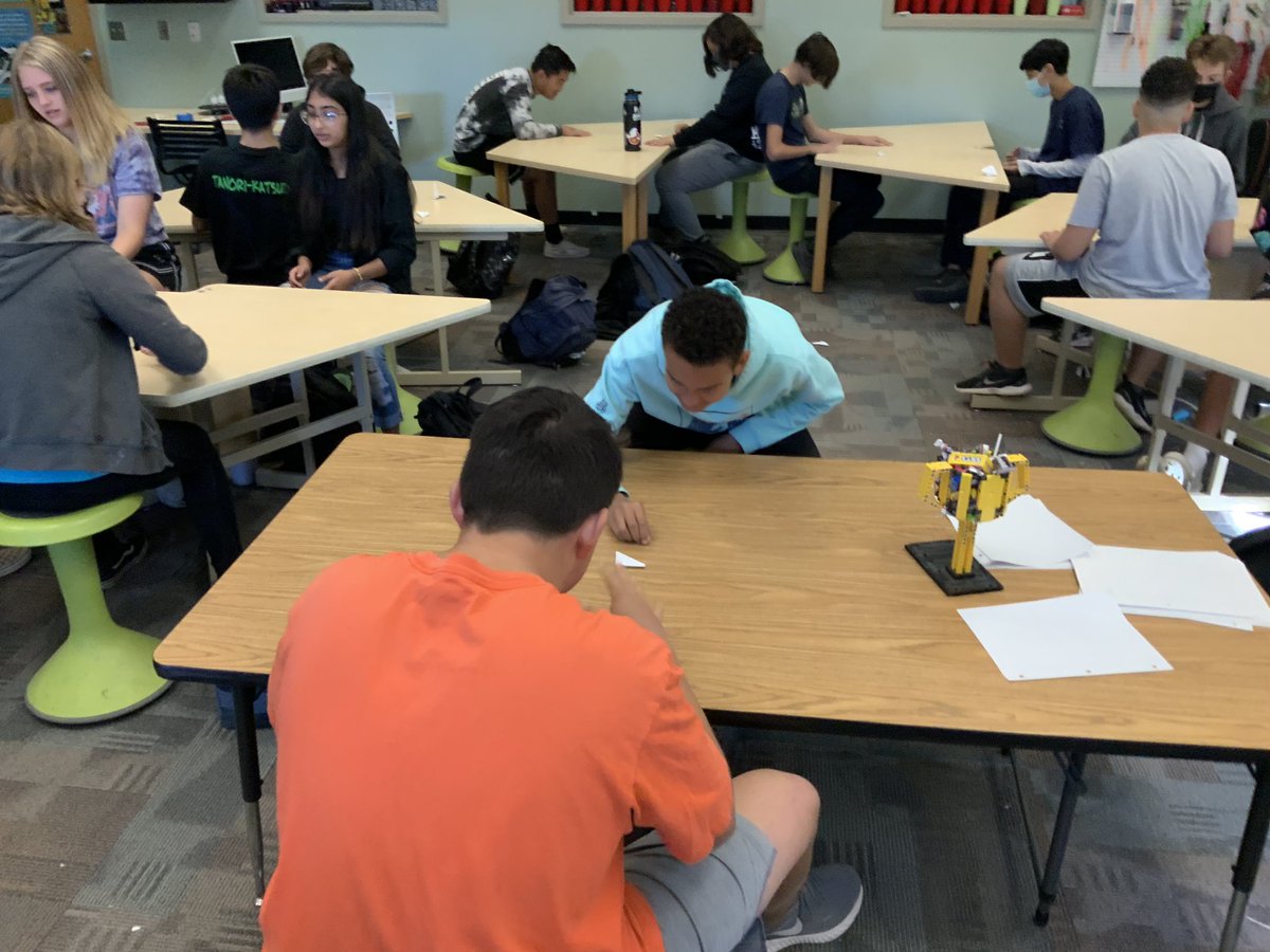 KnIhT_tNeReFfId's tweet photo. How do we prepare for the @SuperBowl??? Learning about Newtonβs 2nd Law of Motion with some #paperfootball!!! We had some epic battles that went into overtime!!! It was a childhood dream to play paper football at school. #SuperBowl #nfl @NFL @NFL @NBCSports @SVViperPride @DVUSD https://t.co/9iDx84HRIO
