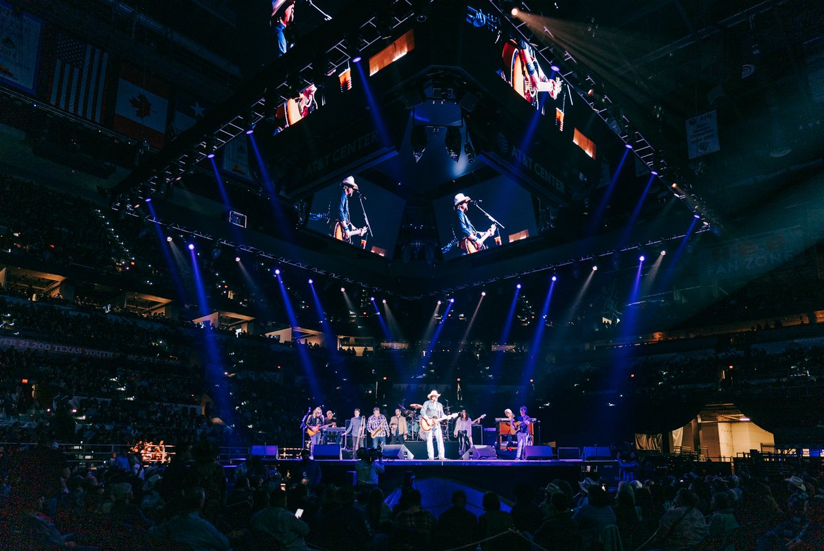 Toby Keith tweet media
