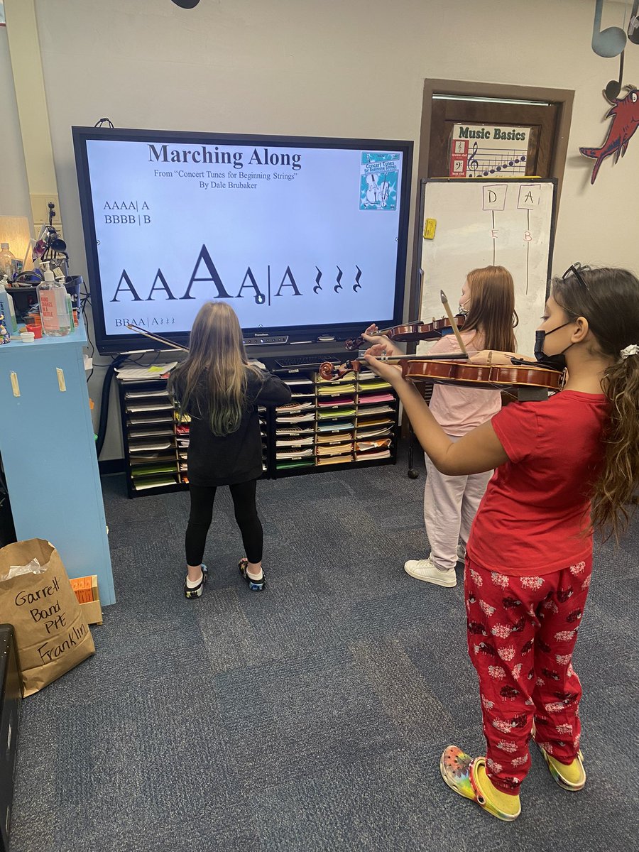 Ms_S_music's tweet photo. Using our new #PrometheanBoard for our learning! The kids love how new & modern they are! Iβm loving learning about all of the functions! https://t.co/dDVEcd9Geb