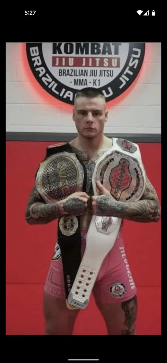DrumsurnGac's tweet photo. Good luck to Drumsurn very own @joneill144  tomorrow night 👊👊 https://t.co/MN49ypxrDP