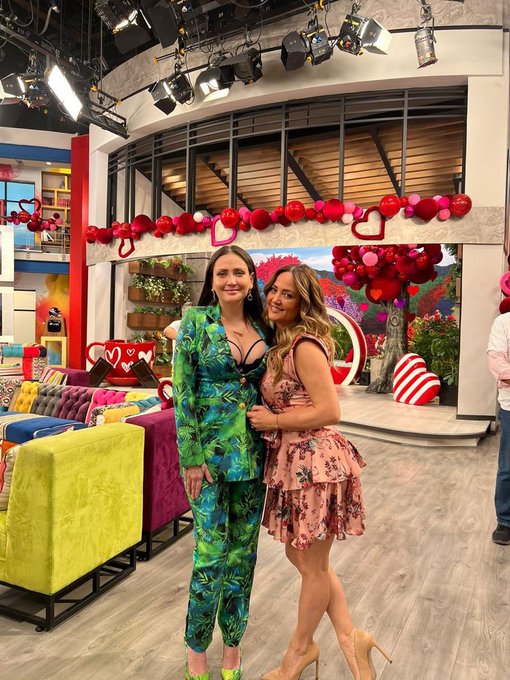 Estoy en el @programa_hoy 💚💚💚 por @Canal_Estrellas ah&iacute; los veo! https://t.co/qRAnWsEiaP<a class="tags" target="_blank" title="On Twitter" href="/?out=eyJ0eXAiOiJKV1QiLCJhbGciOiJIUzUxMiJ9.eyJpYXQiOjE3MjI0NzE1MTUsImlzcyI6InR3cG9ybnN0YXJzLmNvbSIsIm5iZiI6MTcyMjQ3MTUxNSwiZXhwIjoxNzU0MDA3NTE1LCJyZWRpcmVjdF91cmwiOiJodHRwczovL3R3aXR0ZXIuY29tL3Byb2dyYW1hX2hveSJ9.W2fm32BxeRsHA_p5u_FgUhg6FFRDnFUnI-z4tn4aZNp6rLzYMvErHkwktJeUNHmWY6Z8naF0Jb3kJ4MleMjiVw">@programa_hoy</a><a class="tags" target="_blank" title="On Twitter" href="/?out=eyJ0eXAiOiJKV1QiLCJhbGciOiJIUzUxMiJ9.eyJpYXQiOjE3MjI0NzE1MTUsImlzcyI6InR3cG9ybnN0YXJzLmNvbSIsIm5iZiI6MTcyMjQ3MTUxNSwiZXhwIjoxNzU0MDA3NTE1LCJyZWRpcmVjdF91cmwiOiJodHRwczovL3R3aXR0ZXIuY29tL0NhbmFsX0VzdHJlbGxhcyJ9.urYJ2eFqKfPl6pT48pNlSyPHwqUw9TovYBEeER-TLnWM3sKj-txOcYfEapLd5luDNbTmD3ya0A7jYKE8QSmdVw">@Canal_Estrellas</a><a href="/tag/unlock"class="tags"><span>#unlock</span></a>