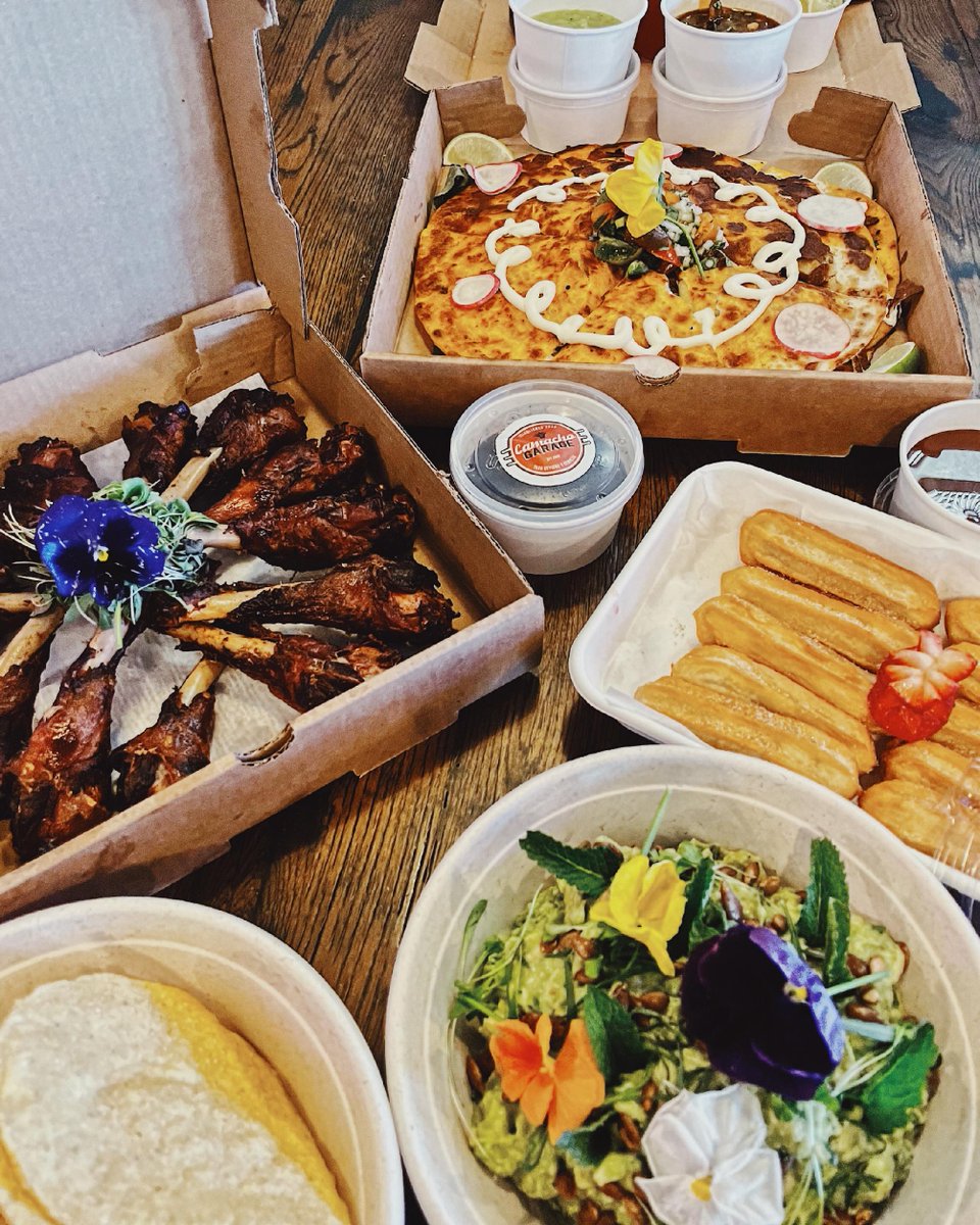 camachogarage's tweet photo. Come watch the big game with us and enjoy our selection of 20 draft lines 🏈 Are you staying in? Grab some friends and order our Super Bowl Curbside Package and Margarita Kits! The perfect munchies win or lose  🎉 #mexicanstreetfood #superbowlsunday #superbowlmunchies https://t.co/WIkCWmiBh5
