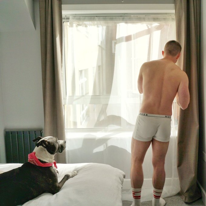 What you looking at..? https://t.co/UBfRxBWQ7F<a href="/tag/thirst"class="tags"><span>#thirst</span></a><a href="/tag/shortshorts"class="tags"><span>#shortshorts</span></a><a href="/tag/hivis"class="tags"><span>#hivis</span></a><a href="/tag/gayuk"class="tags"><span>#gayuk</span></a><a href="/tag/legsforda"class="tags"><span>#legsforda</span></a>