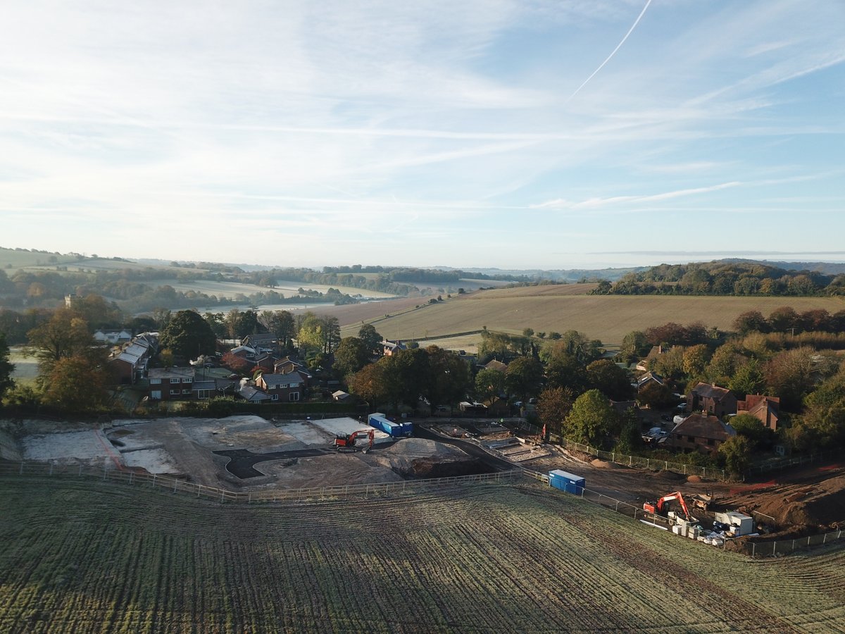 #FeelGoodFridays You could enjoy serene views like this every morning from Meon View, coming soon to West Meon. Reservations being taken off-plan now. Last home available for sale! Visit: ow.ly/cUGB30sanYN for more information.