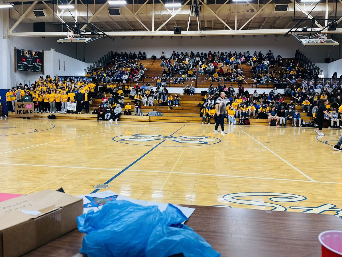bellaparsons15's tweet image. a highly successful #projectunify assembly today!! huge props to @Becca1martin @libby_worthy for making this all happen!!! i’m so proud of you ladies you guys did an AMAZING job and i’m so blessed to have been able to watch it all unfold💙⚡️