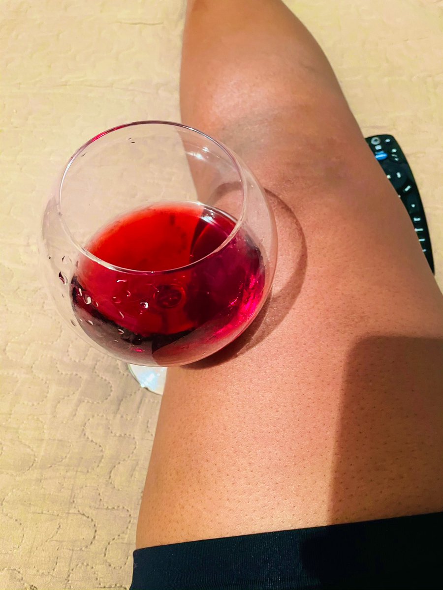 masentle_mo's tweet photo. One glass of wine ð· wonât hurt. Watching #SS205
#SUNALH
#CAFCL https://t.co/iYCeFaxQZz