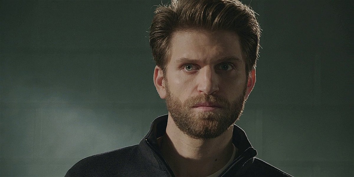 WinFamBusiness's tweet photo. The Weekend is the Perfect Time to Catch up or Rewatch the "stellar" #Walker ep #TwoPointsForHonesty, and @Pathryn34's NEW 👍👍 #Review of its outstanding #Character Portrayals! https://t.co/cDj5wE4ayV
#WalkerFamily #WFBReviews @thecwwalker @jarpad @KeeganAllen @imcobybell https://t.co/R5JTJ4AT4Q