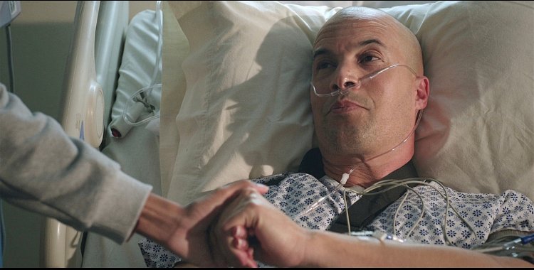 WinFamBusiness's tweet photo. The Weekend is the Perfect Time to Catch up or Rewatch the "stellar" #Walker ep #TwoPointsForHonesty, and @Pathryn34's NEW 👍👍 #Review of its outstanding #Character Portrayals! https://t.co/cDj5wE4ayV
#WalkerFamily #WFBReviews @thecwwalker @jarpad @KeeganAllen @imcobybell https://t.co/R5JTJ4AT4Q
