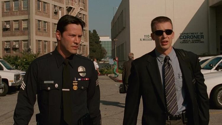 короли улиц киану ривз. киану ривз короли улиц. крис эванс короли улиц. киану ривз в фильме короли улиц. крис эванс короли улиц.