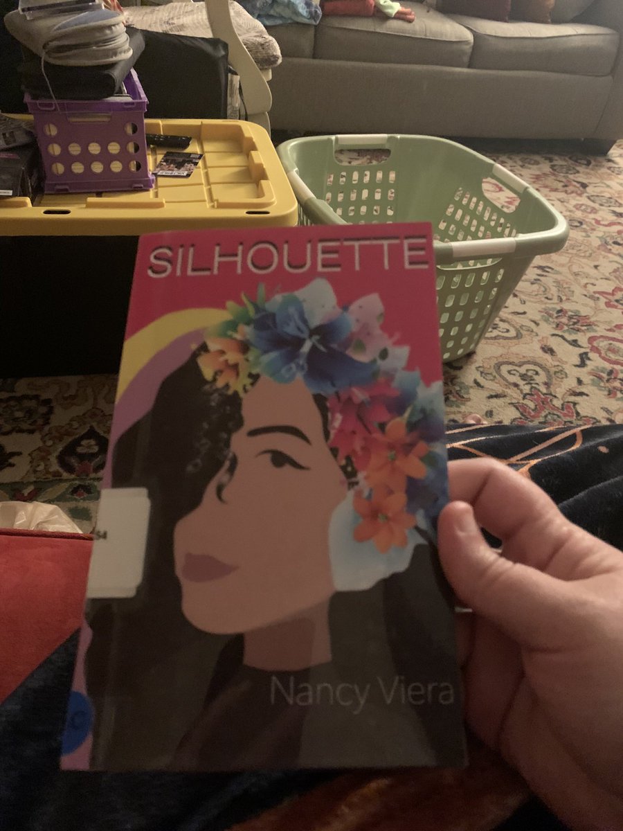 minibrownies's tweet photo. Finished another book for the @rentreadathon Silhouette by Nancy Viera which covers the Maureen prompt of reading a book of poetry #Rentreadathon #NancyViera #poetry https://t.co/mvJonXA8lt