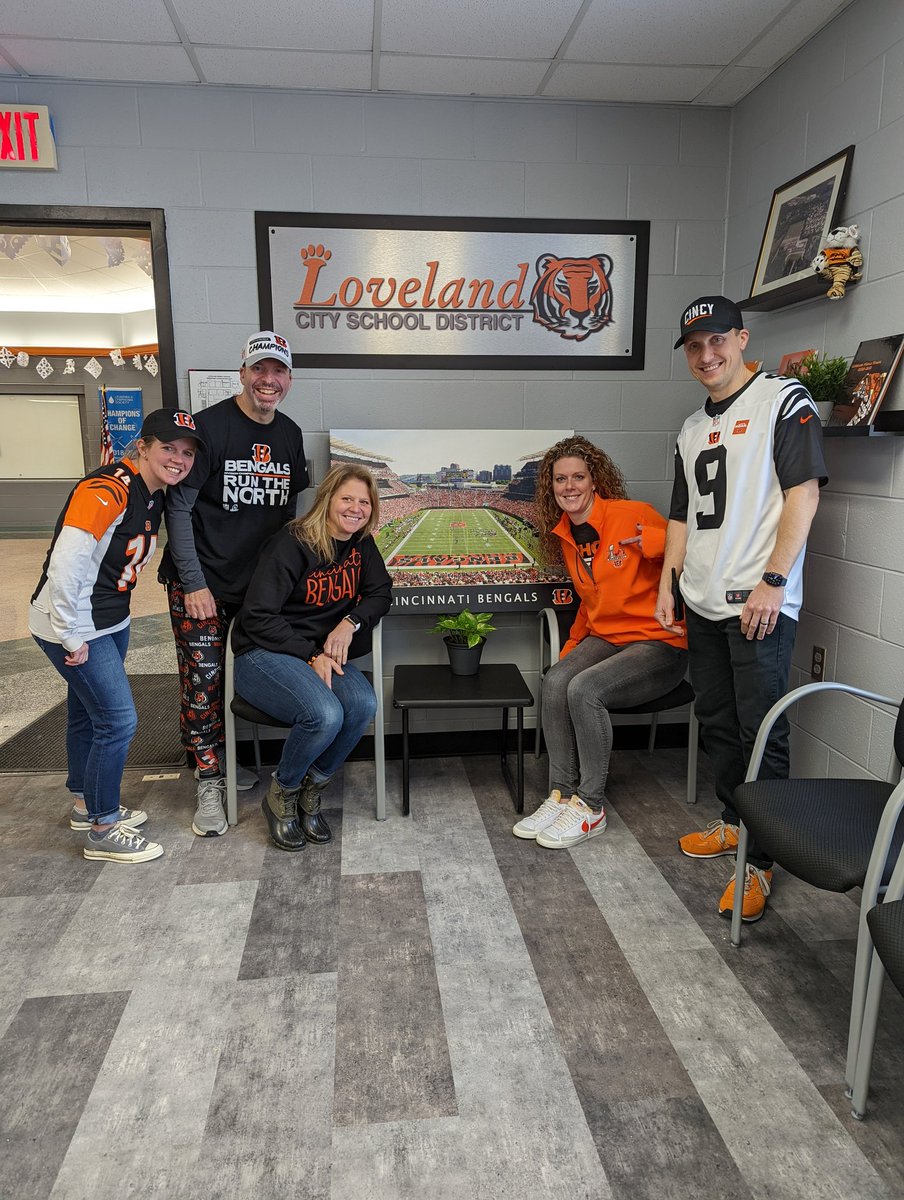 drewsmitchell71's tweet photo. So much fun at work today! Who Dey! #RuleItAll https://t.co/9zr0rP34Mk