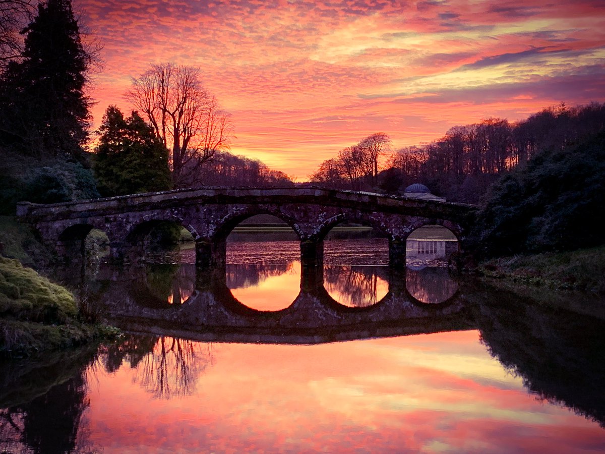 #stourhead #nationaltrust #sunsets #reflections #stormhour #lakes #countryside #countryliving #rightplacerighttime #timjdyerphotography