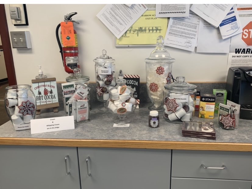 MariannaC1971's tweet photo. A few little goodies our admin brought in for staff appreciation ❤️ #winnipegsd #harrowhawks @WinnipegSD https://t.co/b01IyMKUc6
