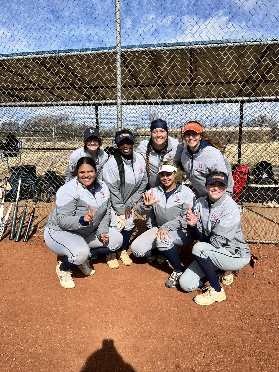 Hey lion fans! Our games against southwest Kansas will be live streamed today at buildersports.com/sport/0/10 . Game time is scheduled for 1&amp;3. #LLCB