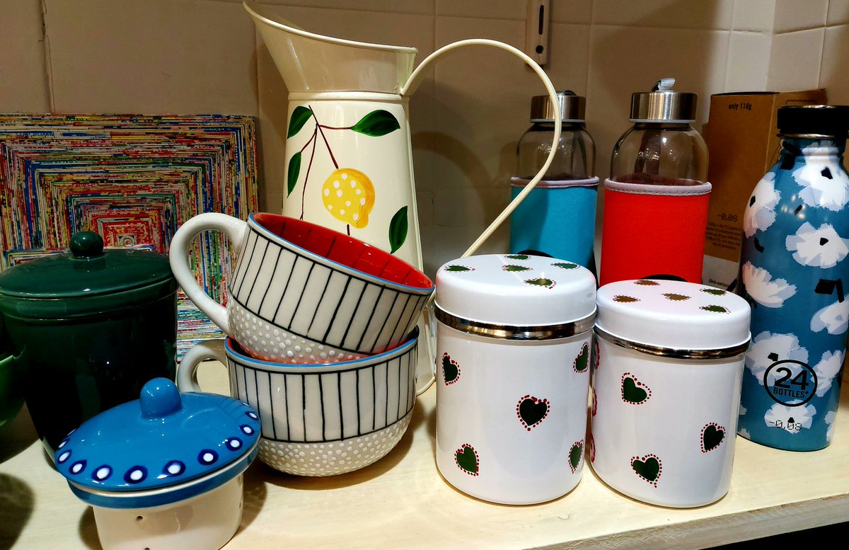 BalunCanan07's tweet photo. ¿Buscas un regalo amoroso y con garantía de #comerciojusto ?
Ven a vernos al Mercado de Abastos de #Tudela 💛🧡🤎
#consumoresponsable #consumoconsciente #fairtradeproducts #fairtrade https://t.co/syYcT46LrC