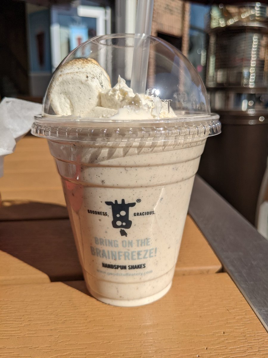 Loved this toasted marshmallow milkshake at <a href="/GoodStuffEater/">Good Stuff Eatery</a> in Georgetown! Beautiful day for eating outdoors, too 😊