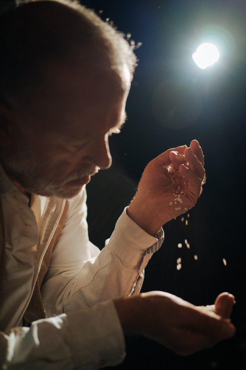 ETCastellar's tweet image. Darrer cap de setmana per veure St Nicholas, a la Sala de Petit Format.
Dv i Ds a les 20h
Dg a les 18h
🎟️Entrades a la taquilla o reserves a esbartteatralcastellar@gmail.com